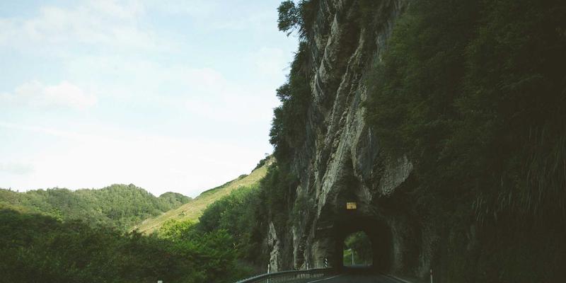 母婴用品100:从育儿咨询到儿童玩具的全方位育儿解决方案